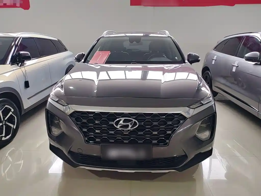 Hyundai Santa Fe — фото 3