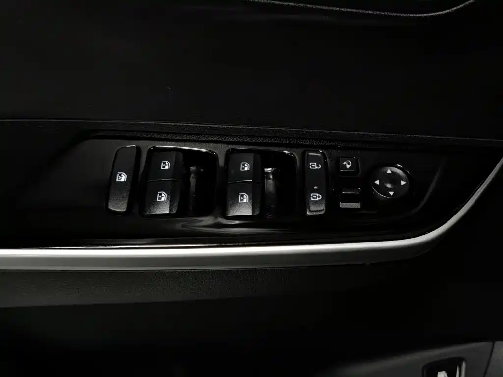 Hyundai Custo — фото 9
