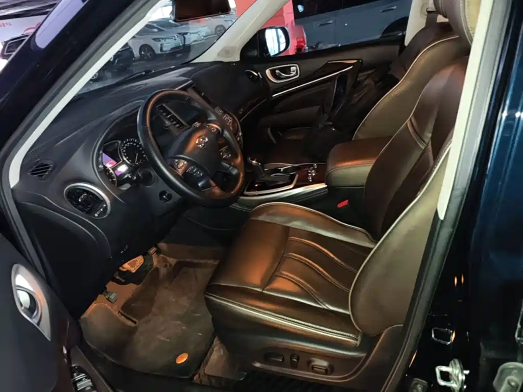 Infiniti QX60 (Import) — фото 15