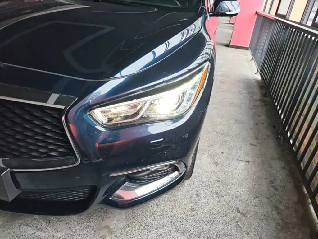Infiniti QX60 (Import) — фото 24