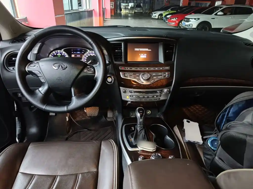 Infiniti QX60 (Import) — фото 10