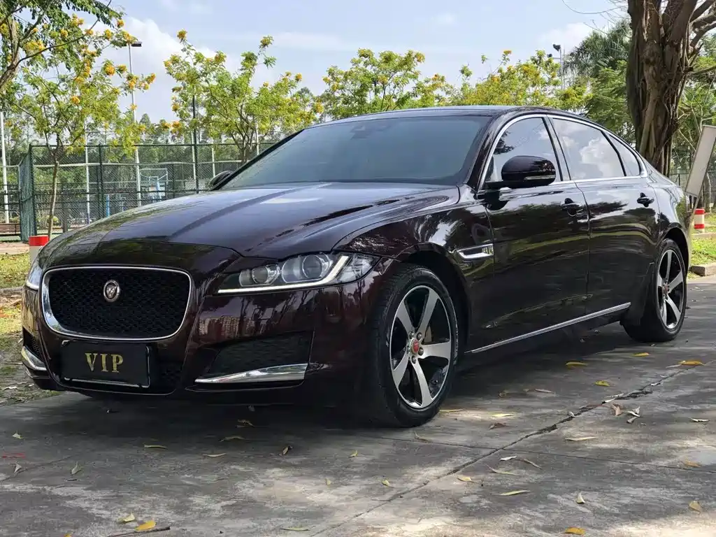 Jaguar XFL — фото 3