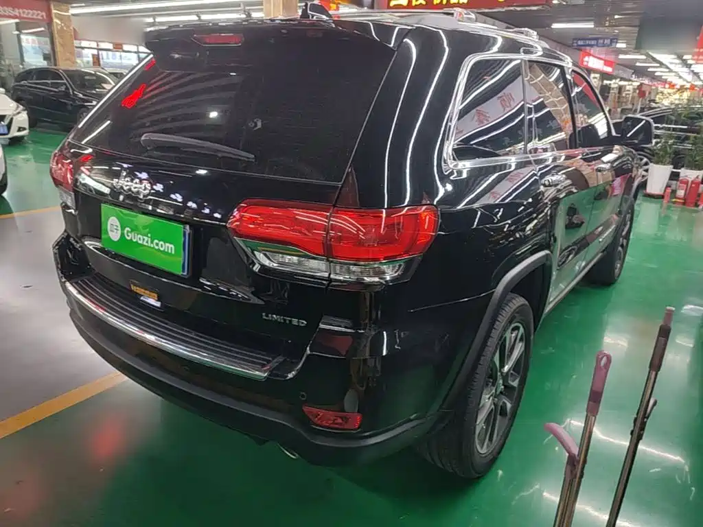 Jeep Grand Cherokee (Import) — фото 7
