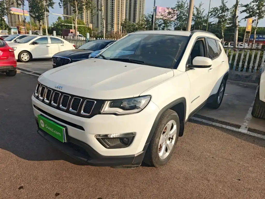 Jeep Compass — фото 2