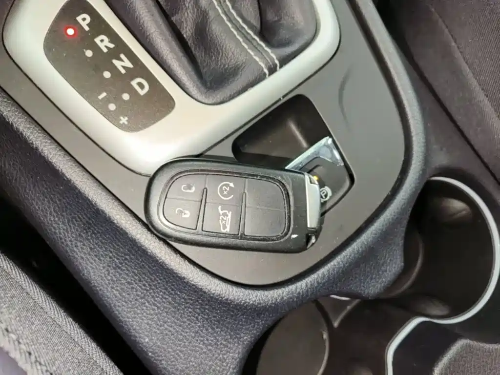 Jeep Cherokee — фото 9