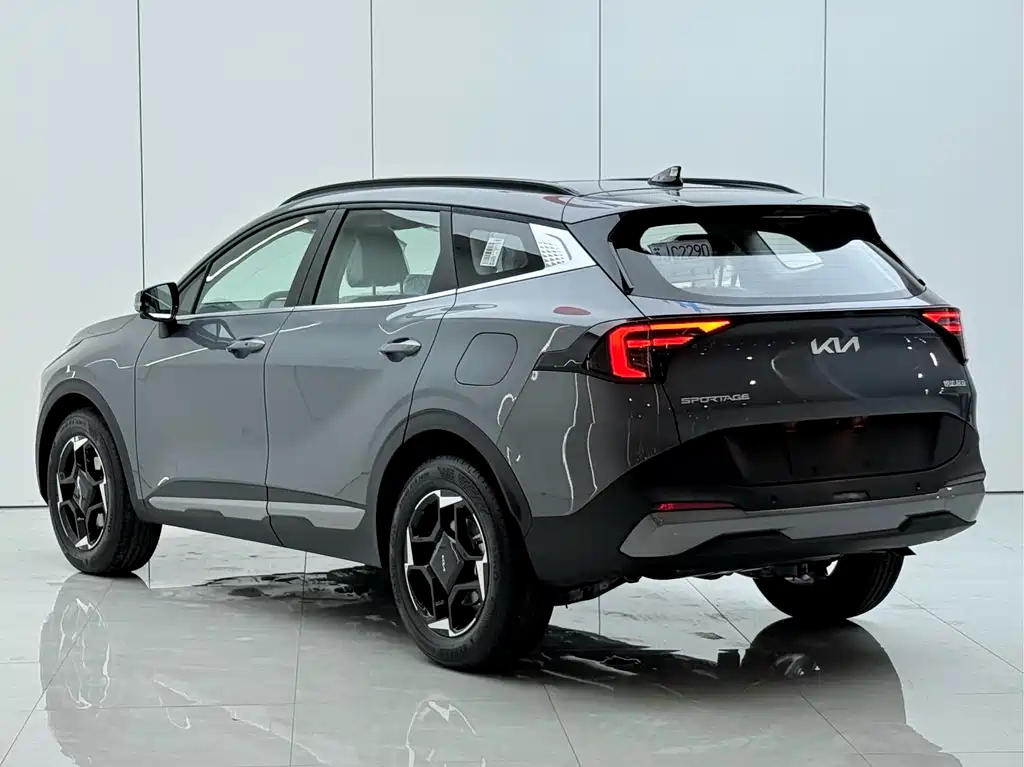 Kia Sportage — фото 13