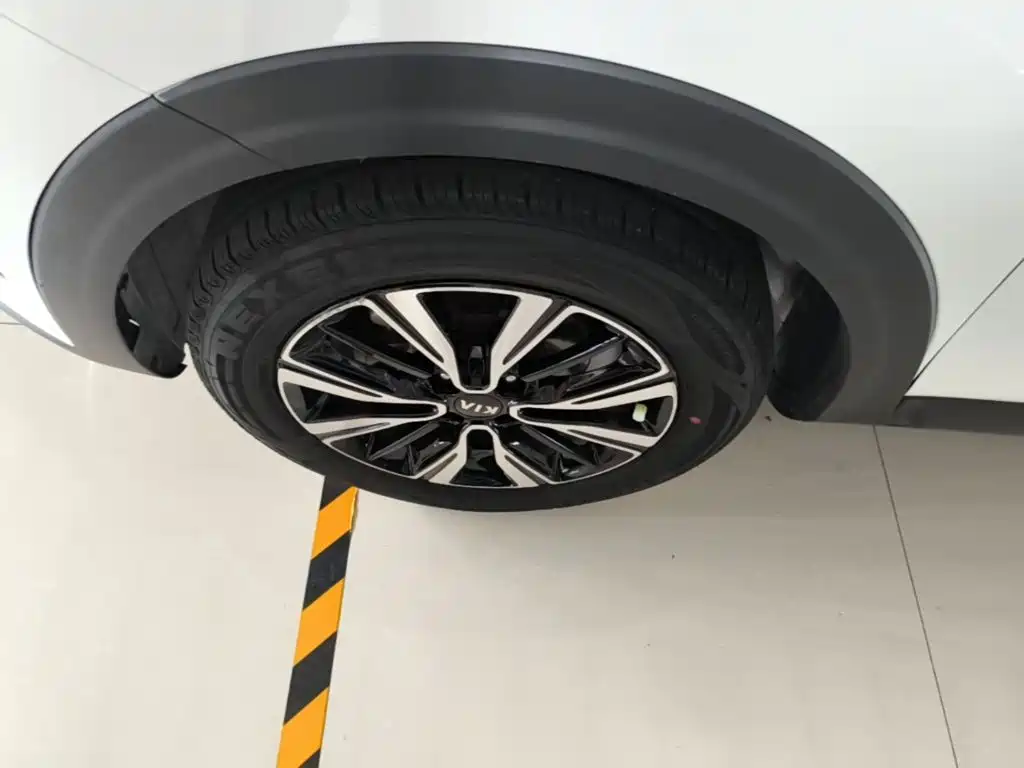 Kia KX1 — фото 23