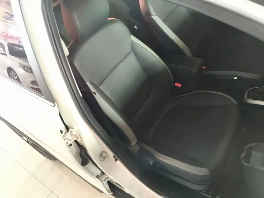 Kia KX1 — фото 25