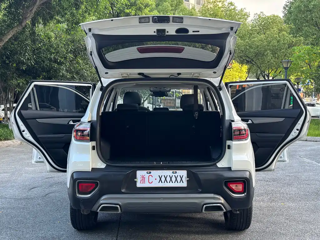 Kia Sportage — фото 23