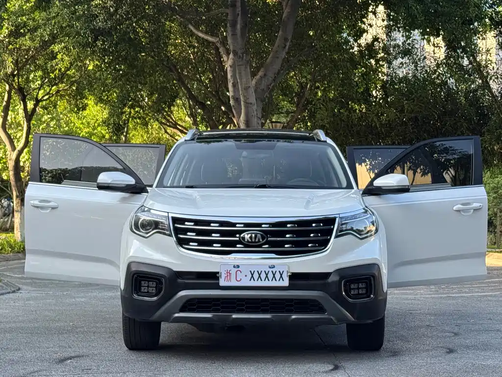 Kia Sportage — фото 7