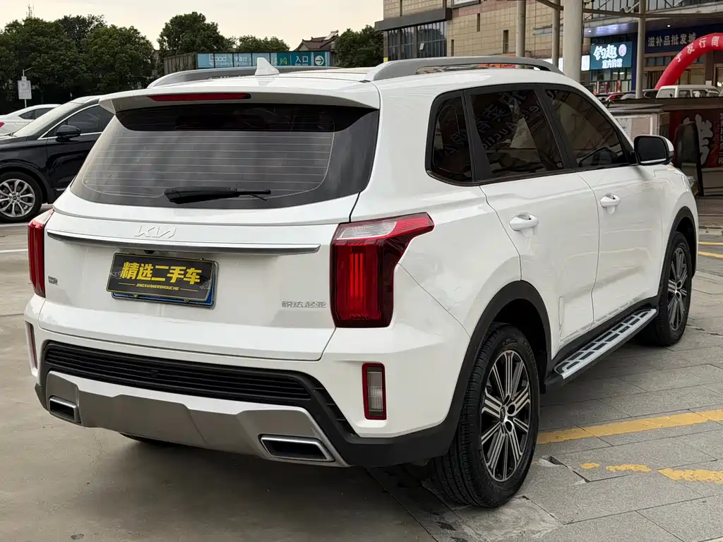 Kia Sportage — фото 6