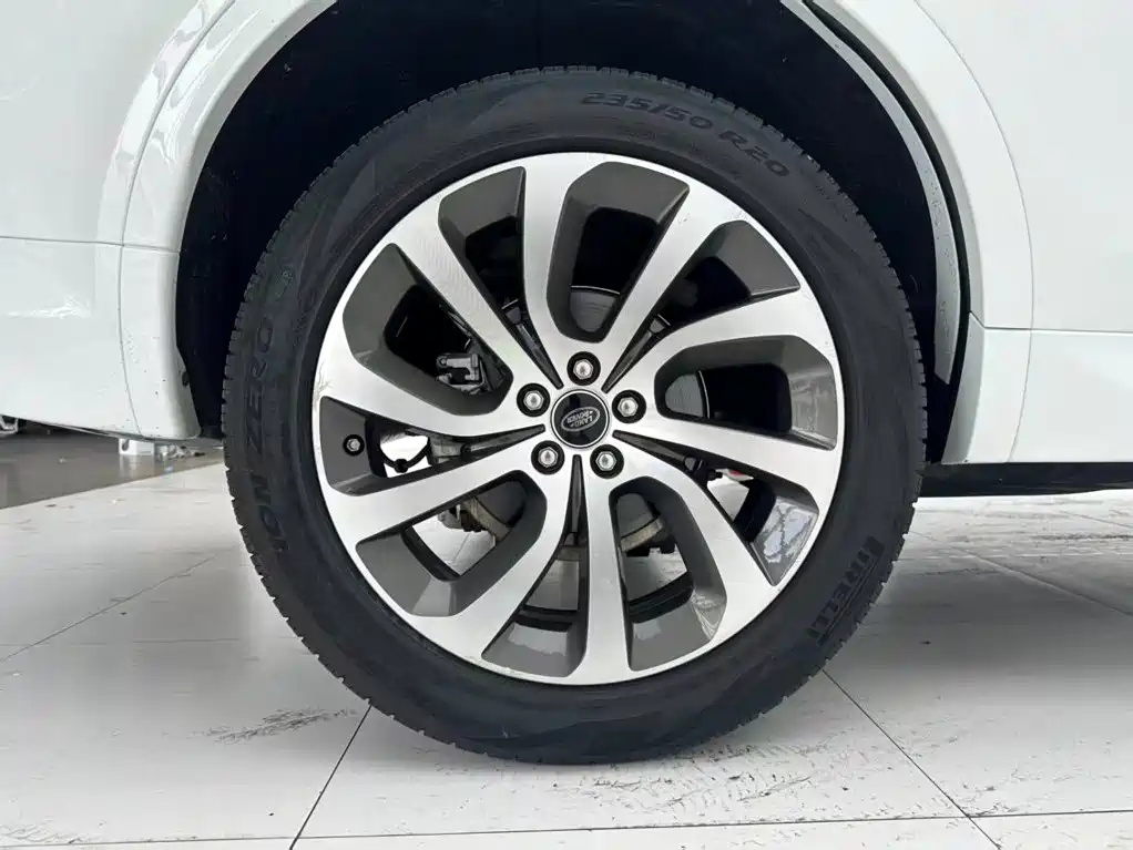 Land Rover Discovery Sport — фото 7