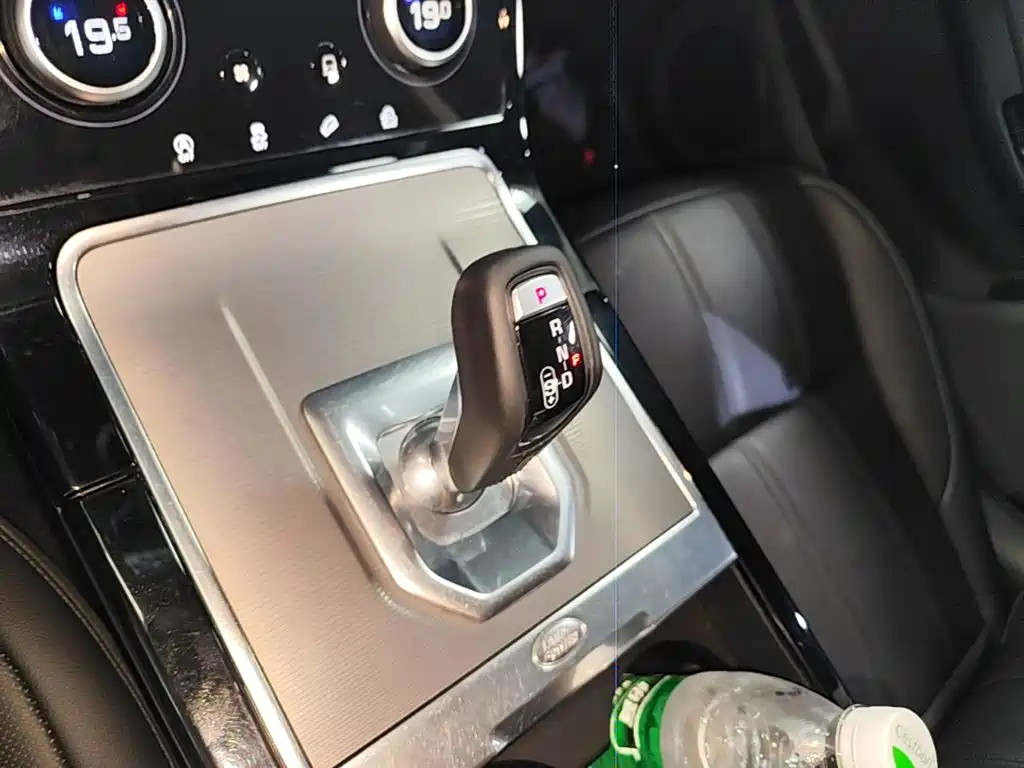 Land Rover Evoque — фото 14