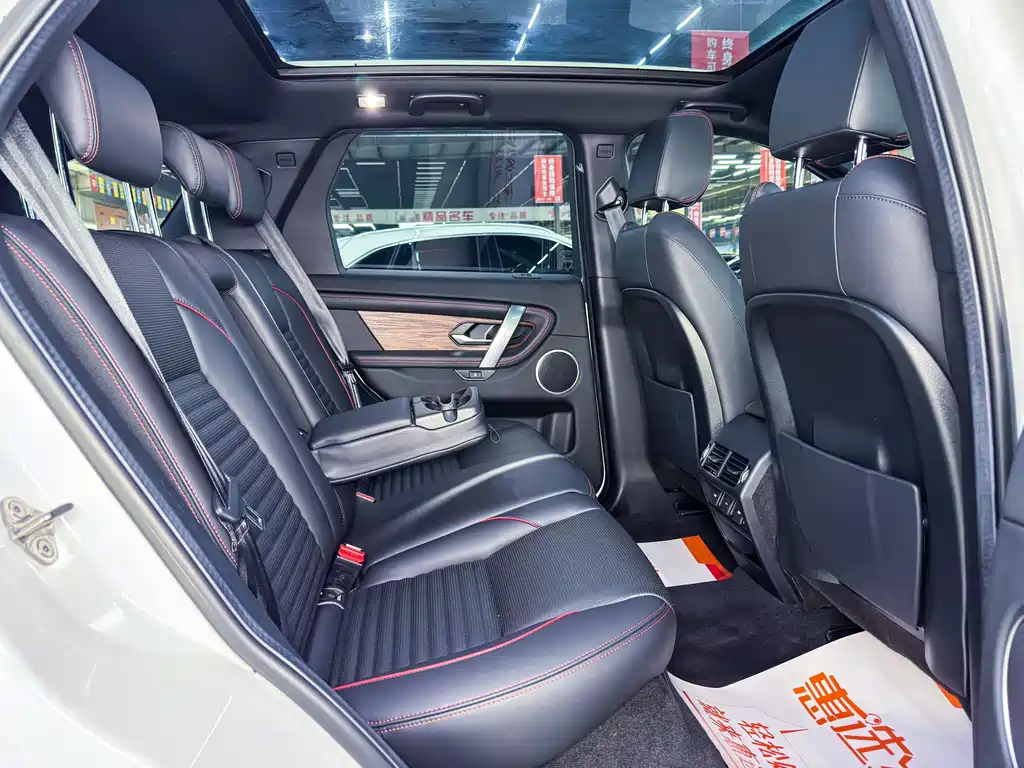 Land Rover Discovery Sport — фото 11