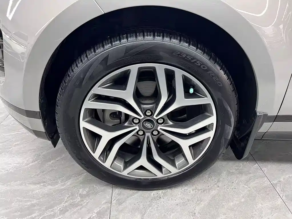 Land Rover Evoque — фото 24