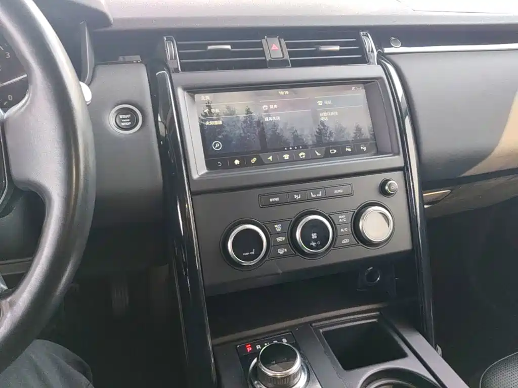 Land Rover Discovery — фото 13