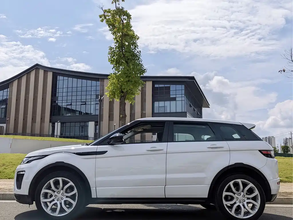 Land Rover Evoque — фото 3