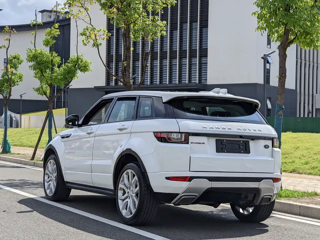 Land Rover Evoque — фото 5