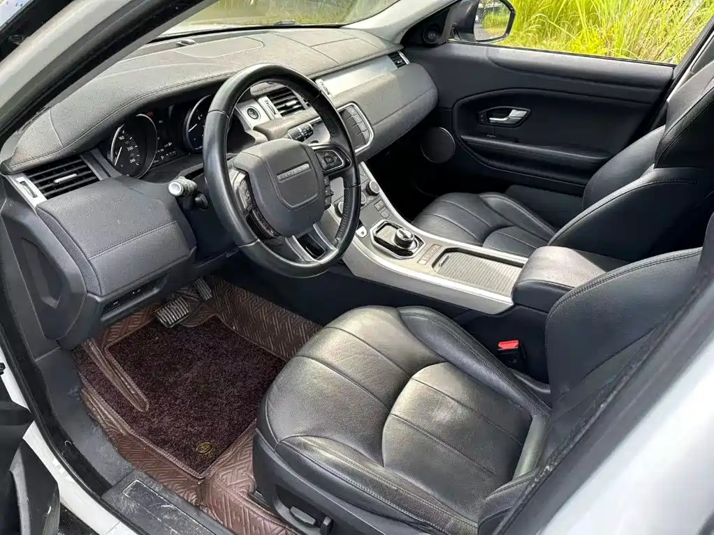 Land Rover Evoque — фото 6
