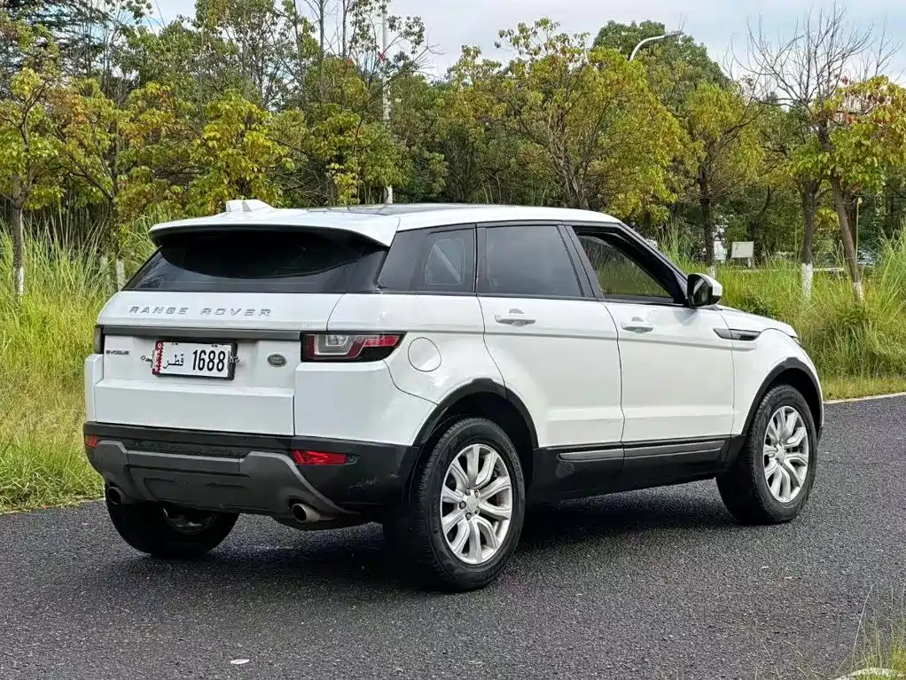 Land Rover Evoque — фото 7