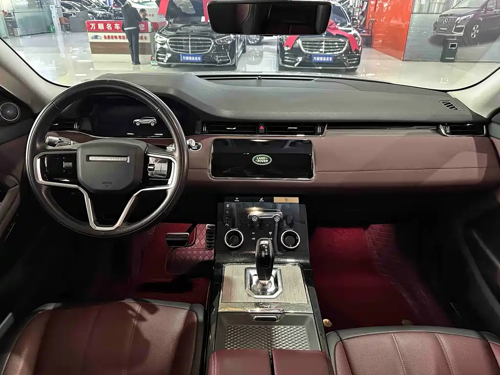 Land Rover Evoque — фото 11