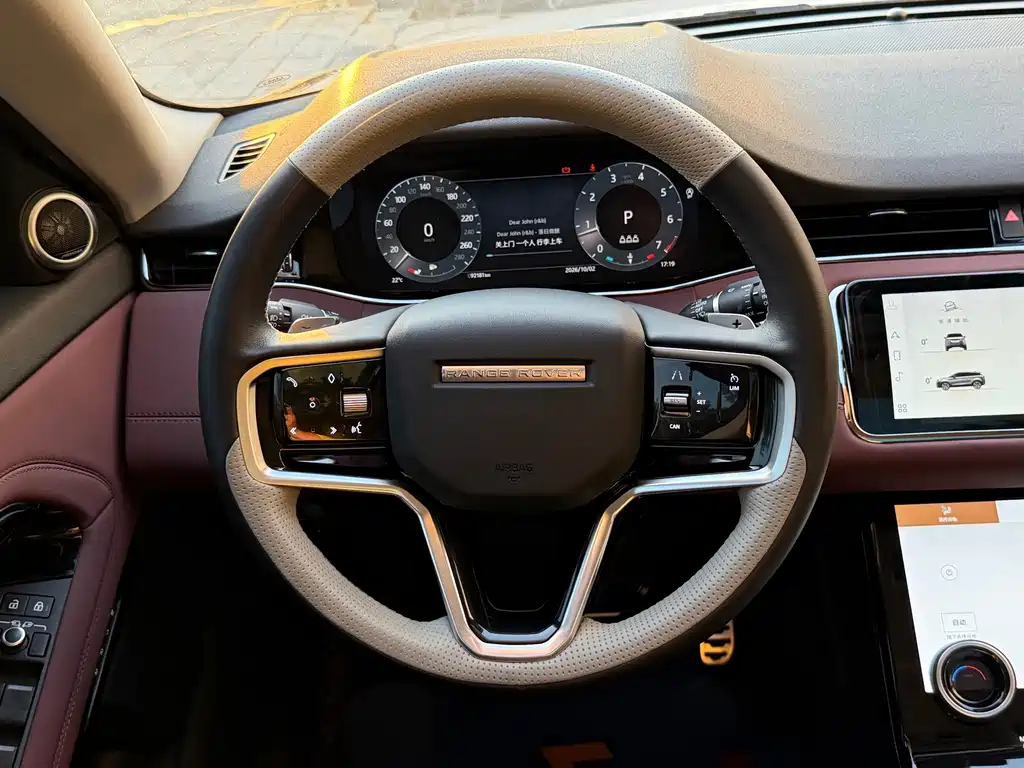 Land Rover Evoque — фото 14