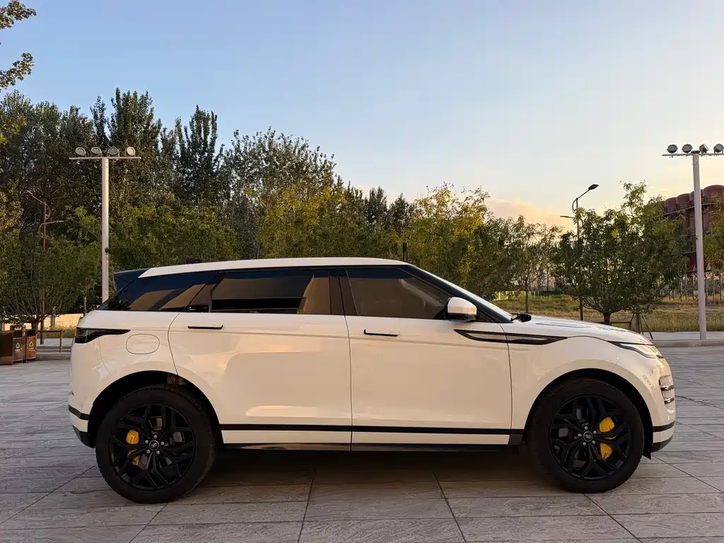 Land Rover Evoque — фото 4