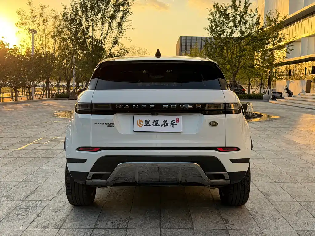 Land Rover Evoque — фото 6