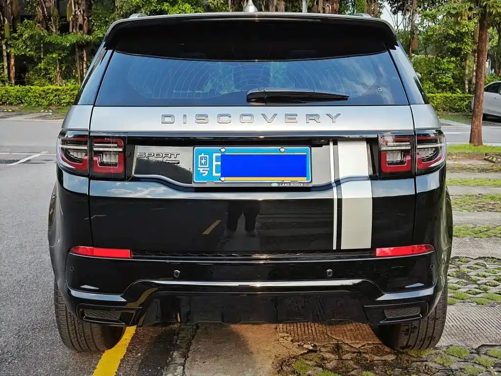 Land Rover Discovery Sport — фото 8