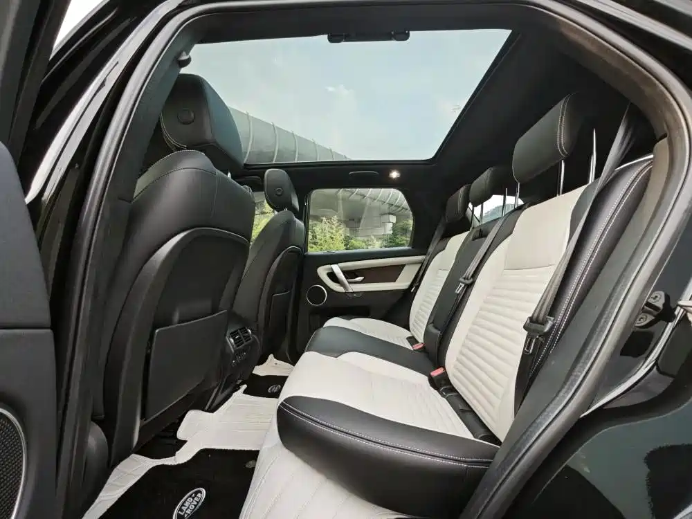 Land Rover Discovery Sport — фото 10