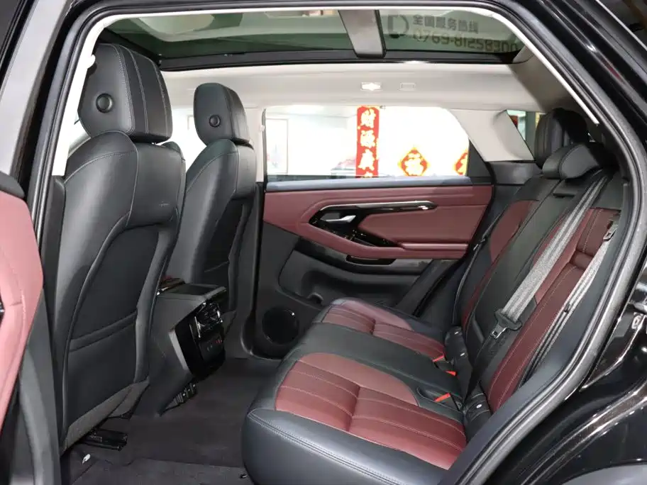 Land Rover Evoque — фото 11