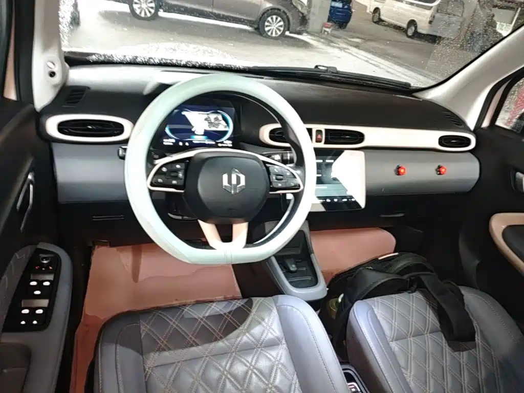 Leapmotor Leapmotor T03 — фото 10