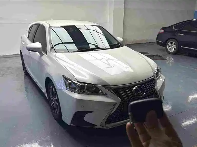 Lexus CT