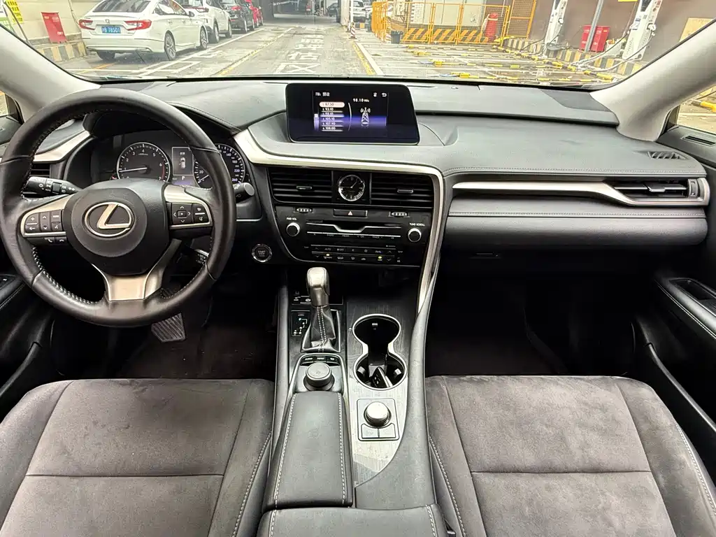 Lexus RX — фото 14