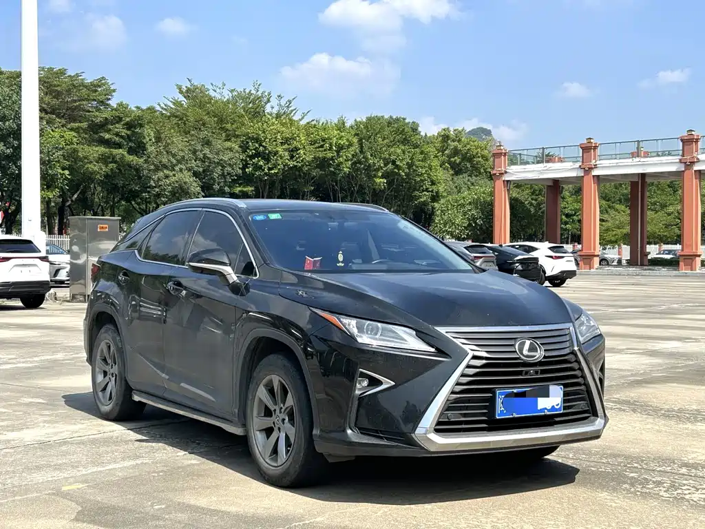 Lexus RX — фото 8