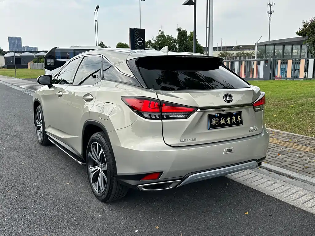 Lexus RX — фото 3
