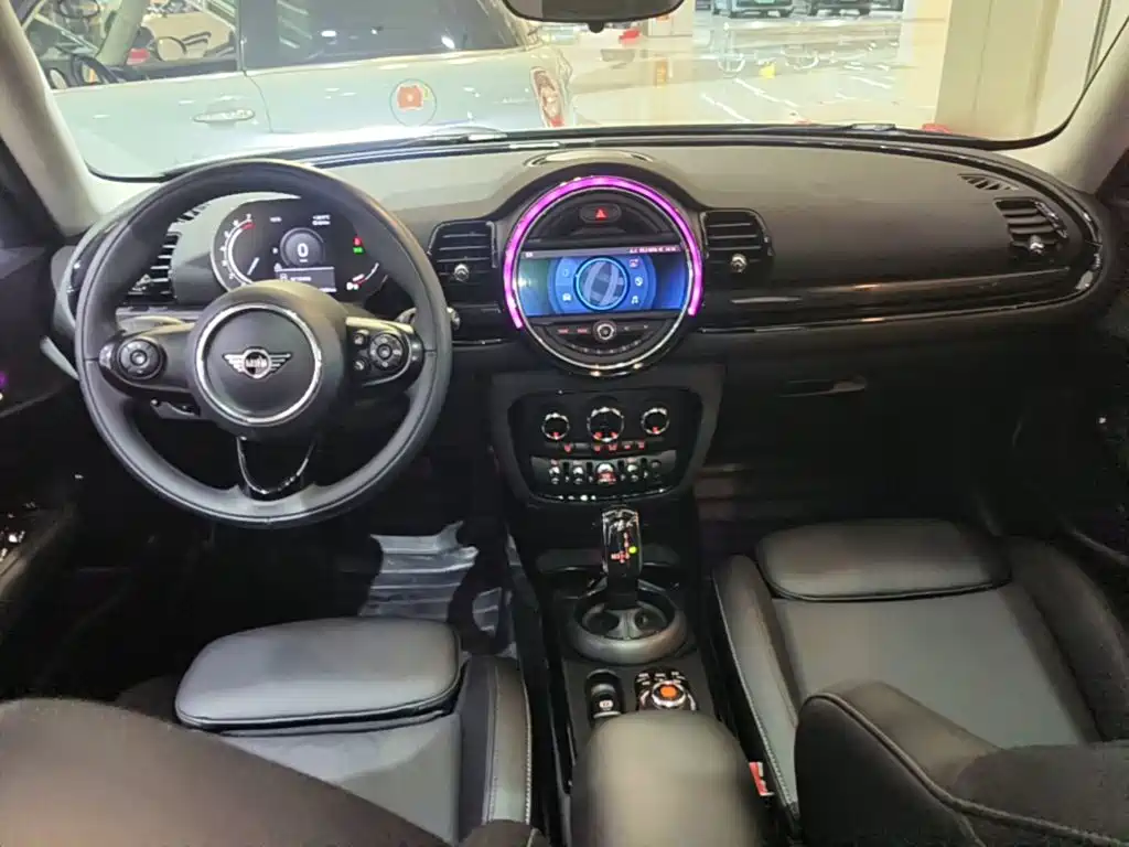 MINI Mini Clubman — фото 10