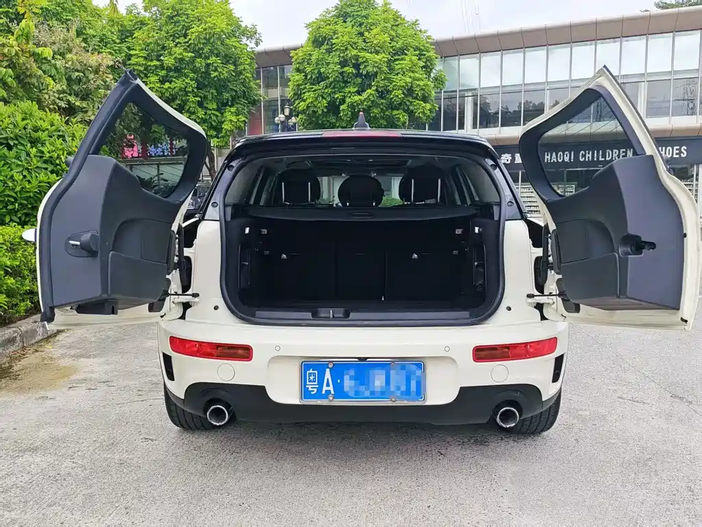 MINI Mini Clubman — фото 9