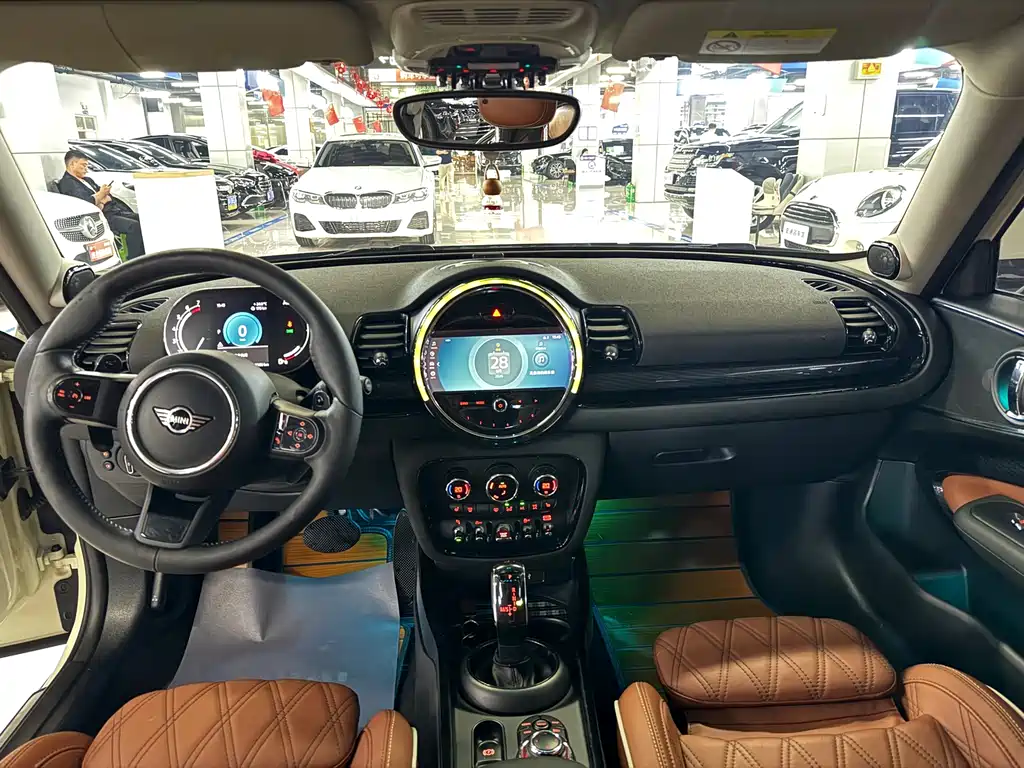 MINI Mini Clubman — фото 8