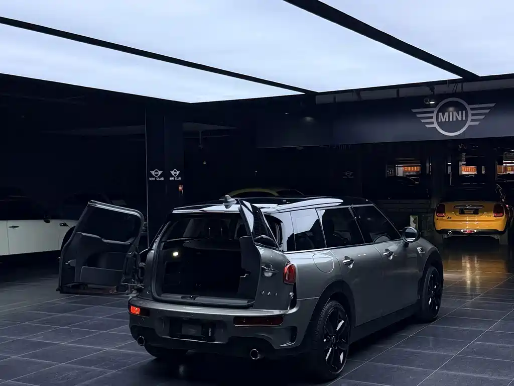 MINI Mini Clubman — фото 7