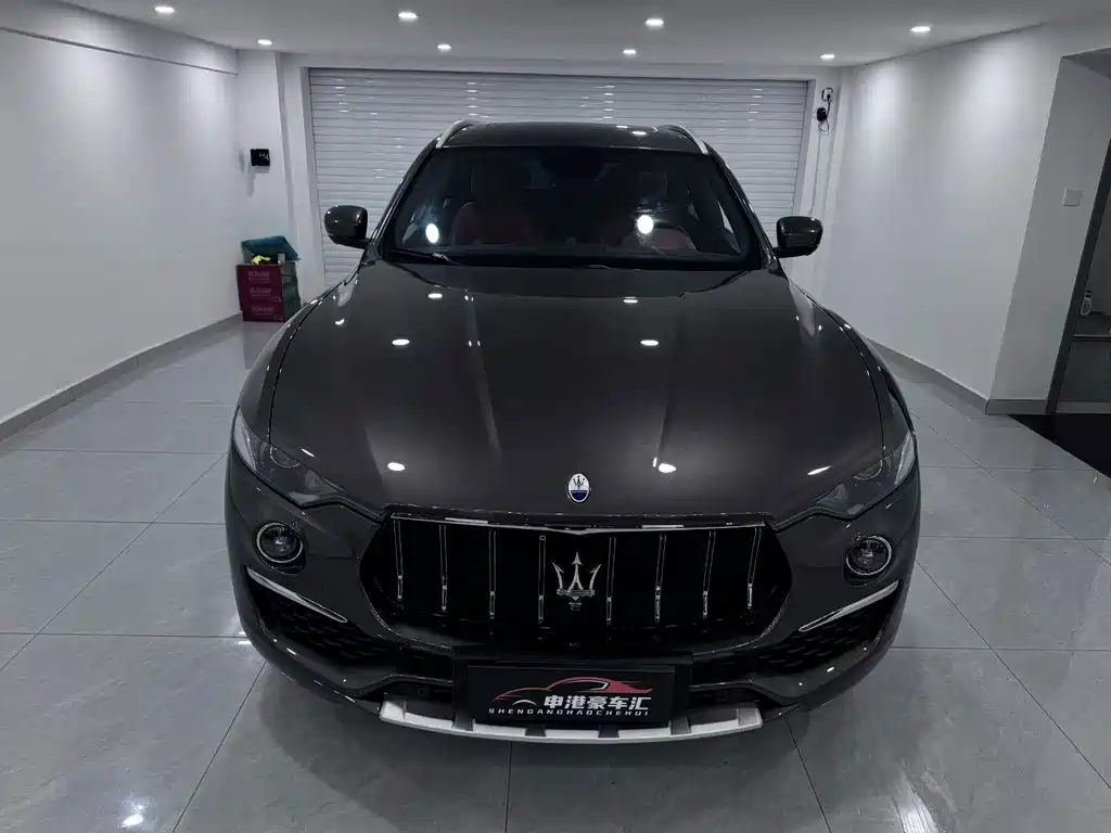 Maserati Levante — фото 2
