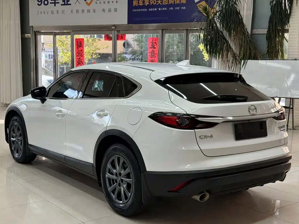 Mazda CX-4 — фото 6