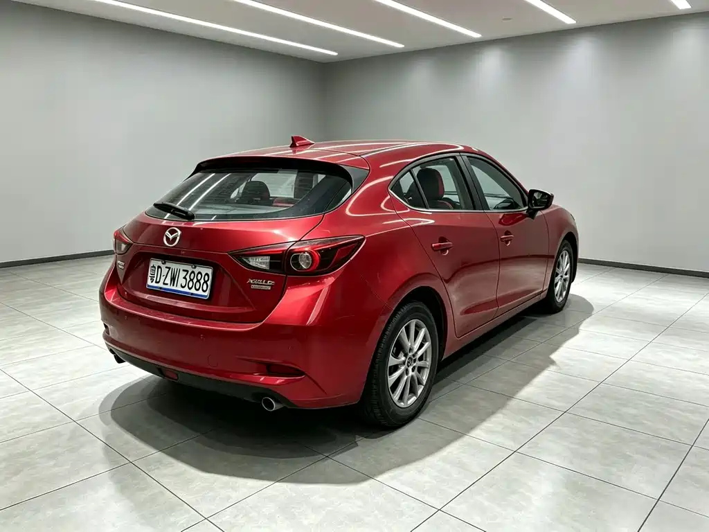 Mazda 3 Axela — фото 8