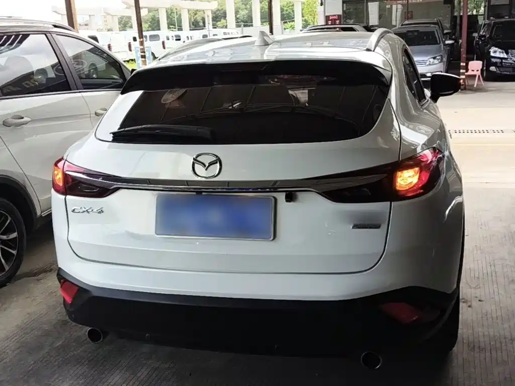 Mazda CX-4 — фото 6