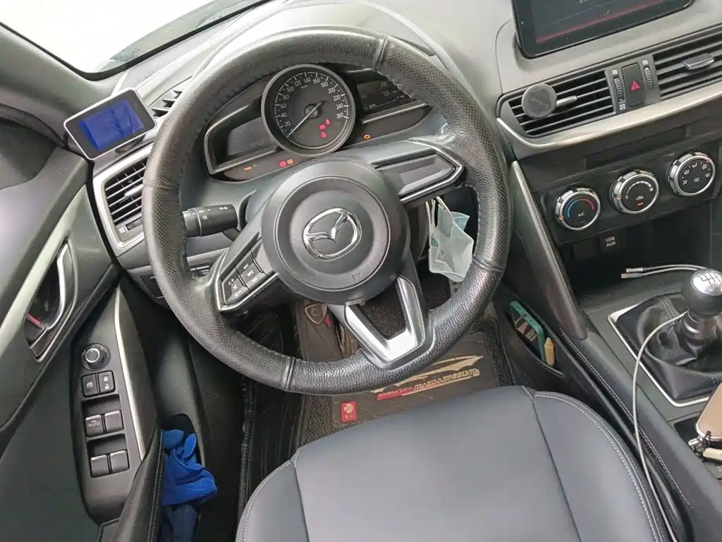 Mazda CX-4 — фото 3