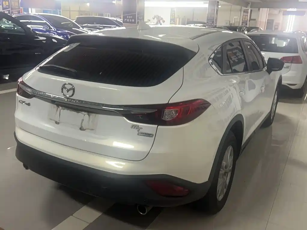 Mazda CX-4 — фото 24