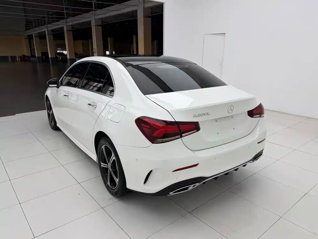 Mercedes-Benz A-Class — фото 8