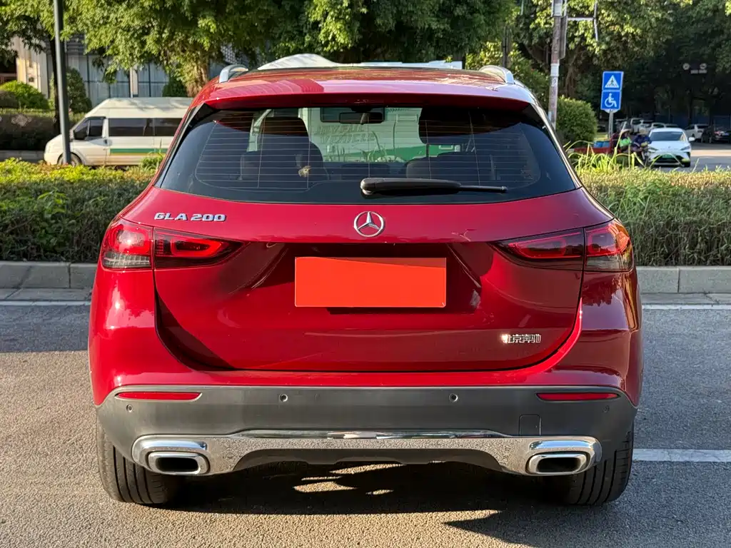 Mercedes-Benz GLA — фото 5