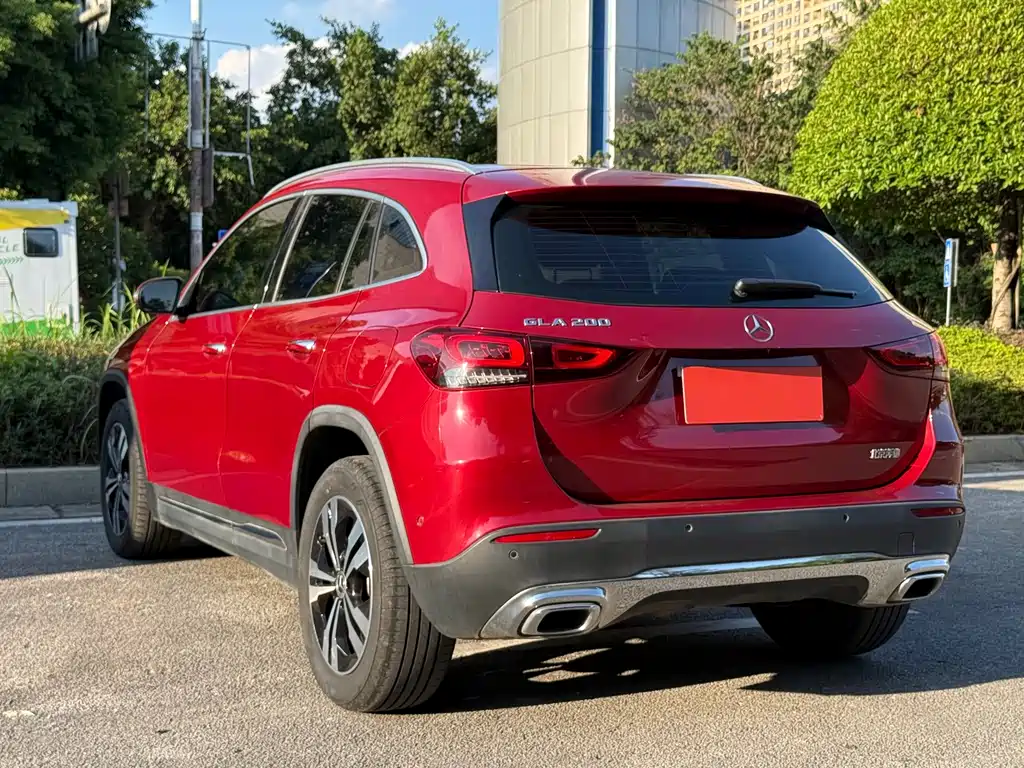 Mercedes-Benz GLA — фото 6