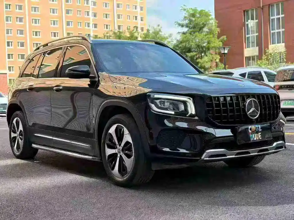 Mercedes-Benz GLB — фото 3